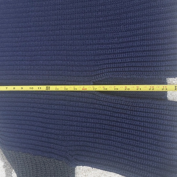 Victor Alfaro Oversized Color block med sweater blue and grey with front cutout - Picture 7 of 8